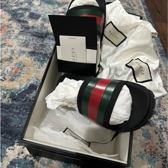 Gucci Slides Authentic - Picture 2 of 5